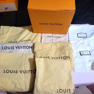 Lv dust bags